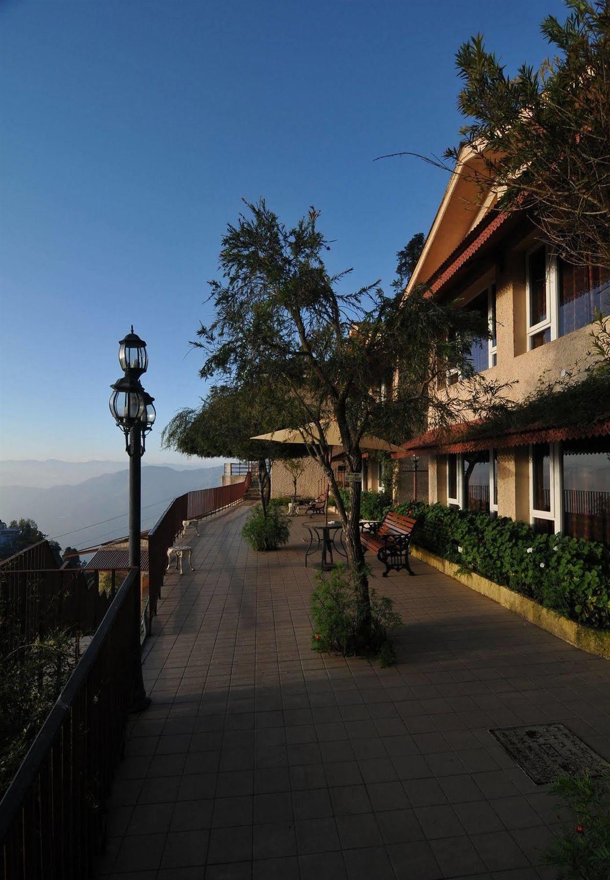Club Mahindra Mussoorie Hotel Luaran gambar