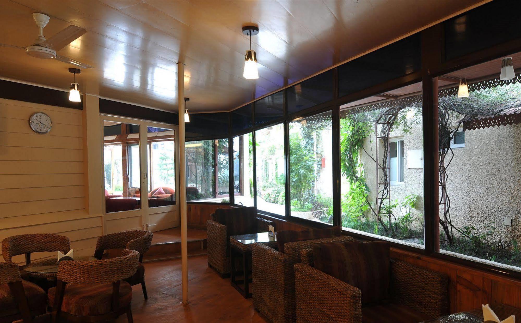 Club Mahindra Mussoorie Hotel Luaran gambar