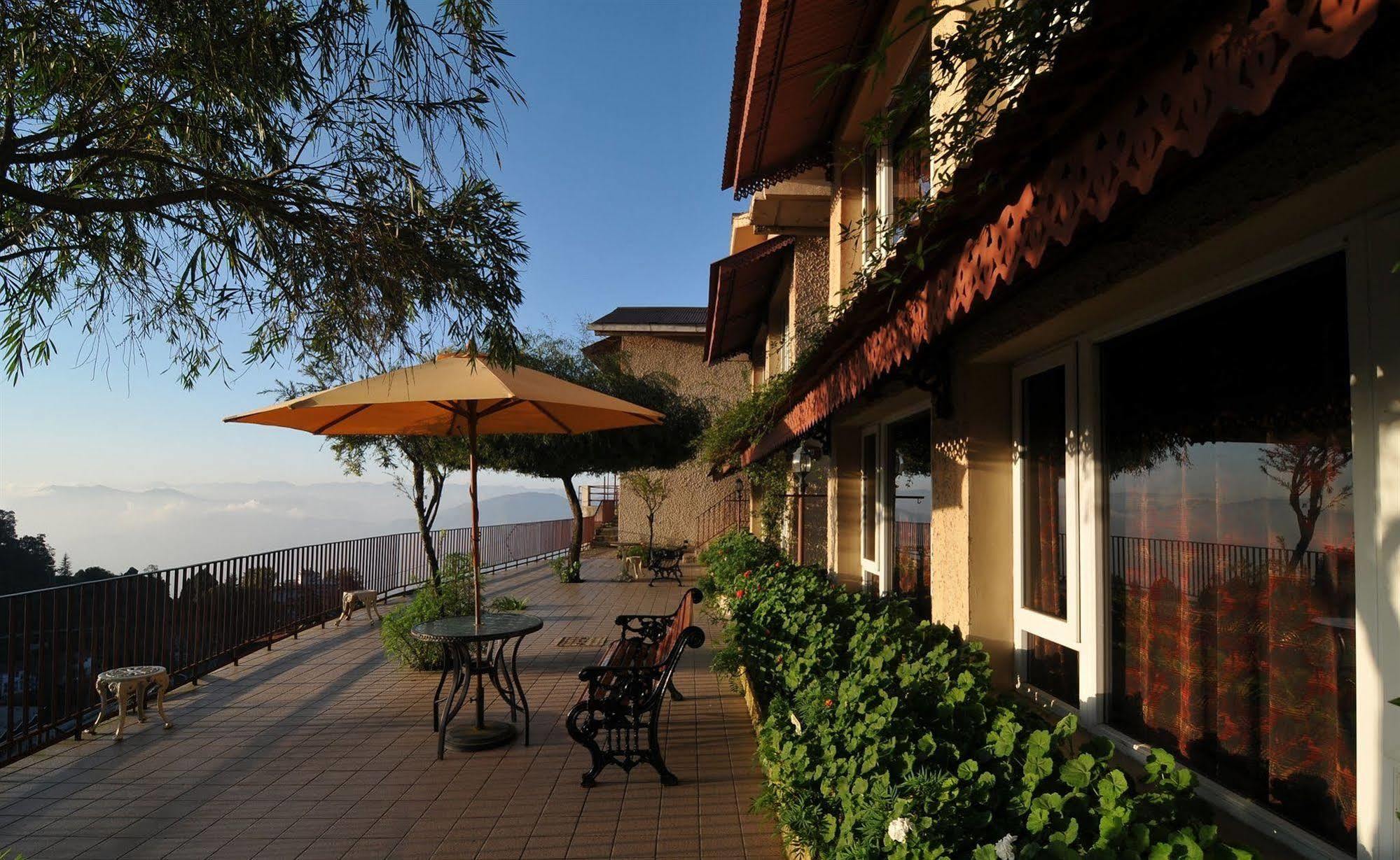 Club Mahindra Mussoorie Hotel Luaran gambar